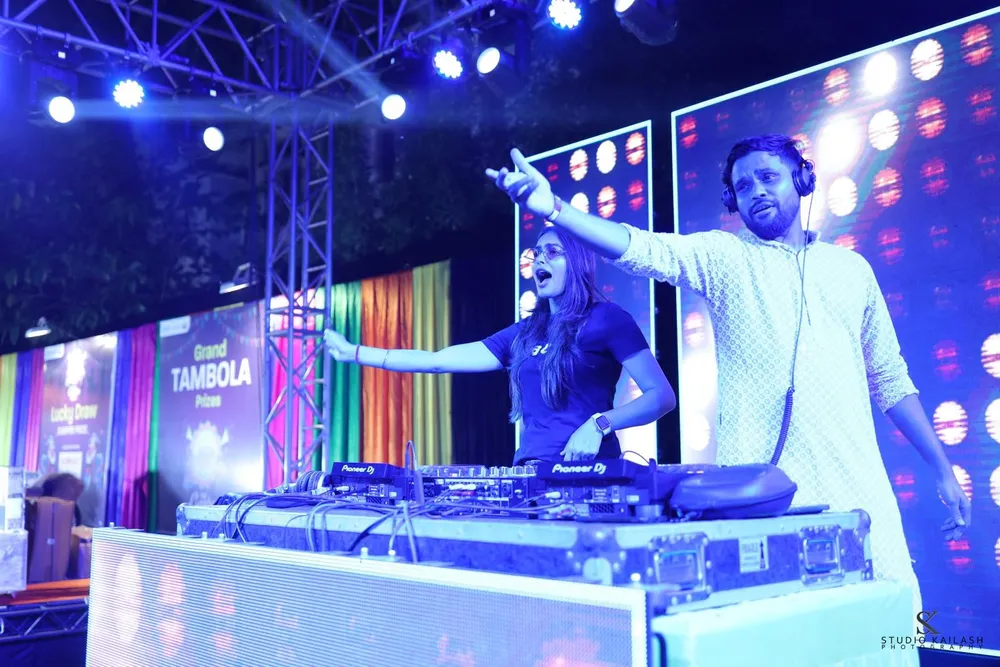 DJ**** (2410273) — photo 4